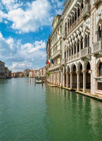 Venedig Canal Grande und Ca' d'Oro Palace, das Goldene Haus Während der Ausgangsbeschränkungen im Zusammenhang mit der Coronavirus-Pandemie Venedig