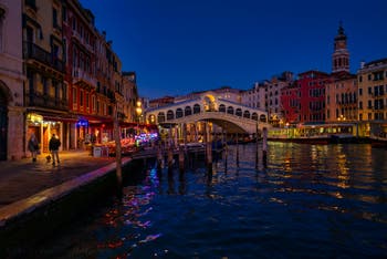 The Venice Grand Canal, the Rialto Bridge and the Riva del Vin Bank.