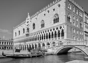 The Doge's Palace and the Paglia Bridge in the Saint-Mark District in Venice.