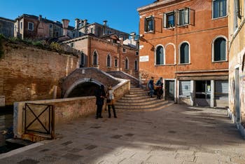 Santa Caterina Bank and Molin de la Racheta Bridge in the Cannaregio district in Venice