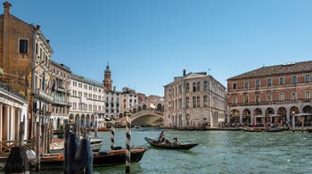 The Grand Canal in Venice, on the right, the Palazzo dei Camerlenghi and the Fabriche Nove