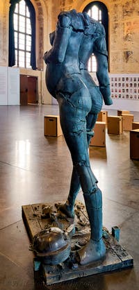 Damien Hirst, Wretched War, Scuola della Misericordia Biennale Venise 