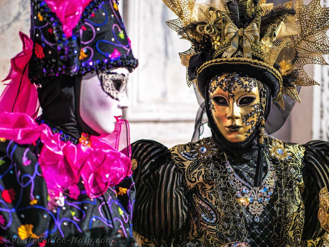Венецианский карнавал паж