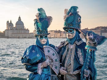 Superb Venetian Carnival Costume and Mask: In the blue sky of Venice, feathers, silk and embroidery on the island of San Giorgio Maggiore