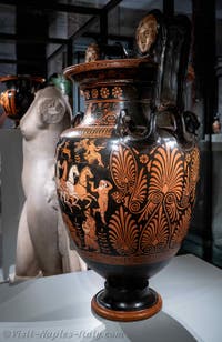 Apulian Volute Krater, red-figure, Apotheosis of Hercules, scene of a Dionysian komos, Galleria d’Italia Zevallos, Naples, Italy