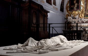 Jago, The Veiled Son, Chapel of the Bianchi, Basilica of San Severo fuori le mura in Naples, Italy