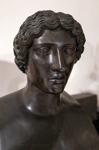Head of an Amazon in the Mattei style, attributed to Phidias, Villa dei Papiri, square peristyle, Herculaneum, Archaeological Museum of Naples, Italy
