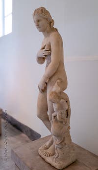 Aphrodite, Dresden-Capitoline type, Archaeological Museum of Naples, Italy