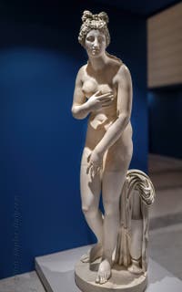Modest Aphrodite, Capitoline type, Herculaneum, Archaeological Museum of Naples, Italy