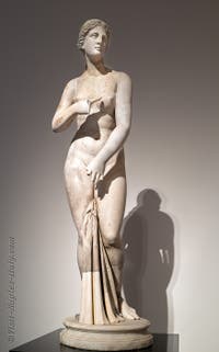 Aphrodite Pudique, Temple d'Apollon, Pompéi, musée archéologique de Naples en Italie