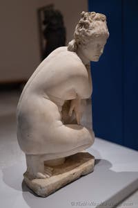 Aphrodite Venus in a crouching pose, Farnese Collection, Archaeological Museum of Naples, Italy