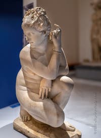 Aphrodite Venus in a crouching pose, Farnese Collection, Archaeological Museum of Naples, Italy