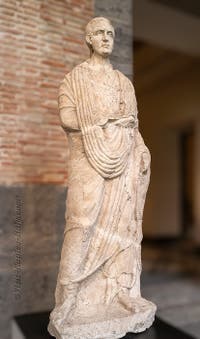 Man in a toga, Necropolis of the Herculaneum Gate, Pompeii, Archaeological Museum of Naples, Italy