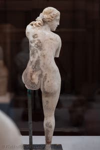 Venus removing her sandal, Casa del Centenario, Pompeii, Archaeological Museum of Naples, Italy