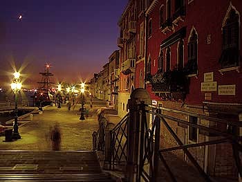 Zattere in Dorsoduro - Photograph Luca