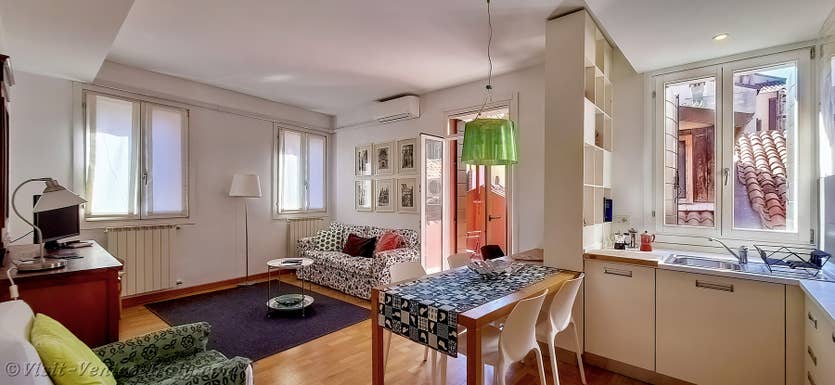 Fenice Terrace Rental in Venice