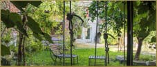 House Rental in Venice Italy: Alice Garden in Castello District